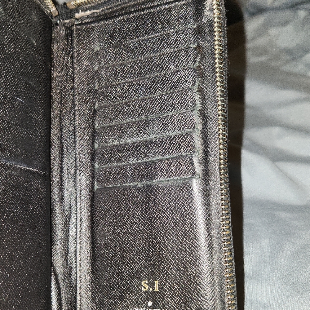 Louis Vuitton Black Checkered Wallet - Picture 6 of 10